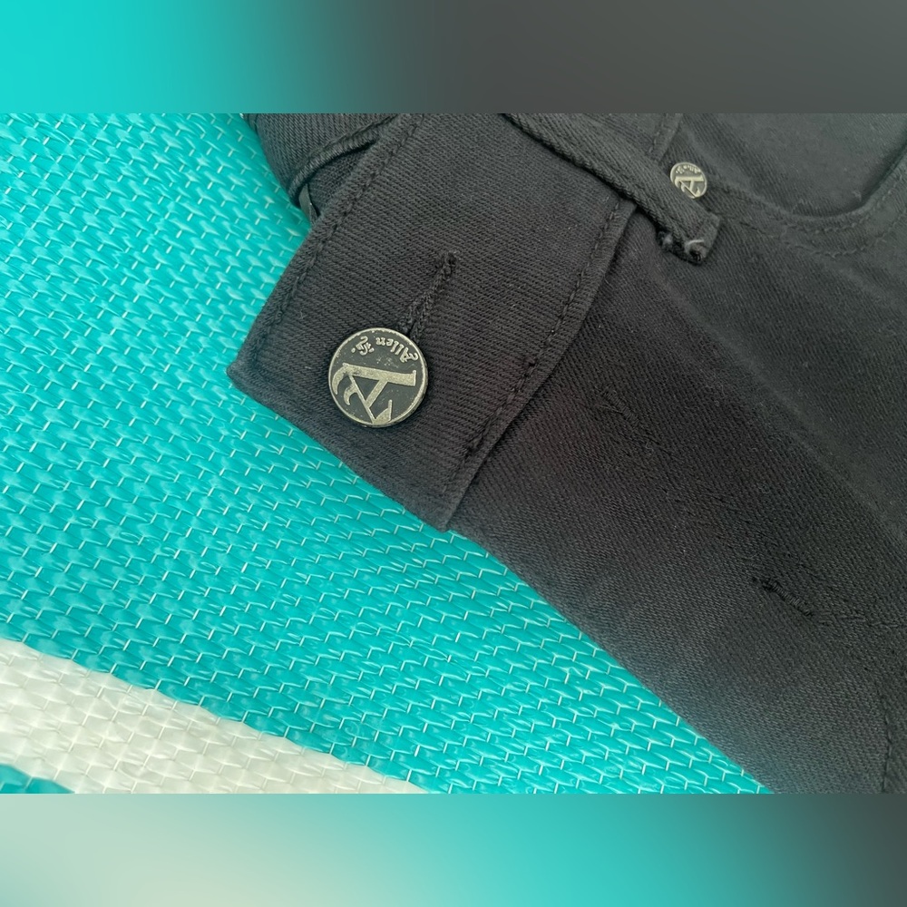 Allen B. By Allen Schwartz Black Skinny Jeans - Picture 5 of 7